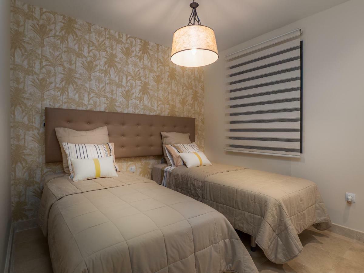 Amazing Two Bedroom Apartment In Los Flamingos, Marbella Эстепона Экстерьер фото